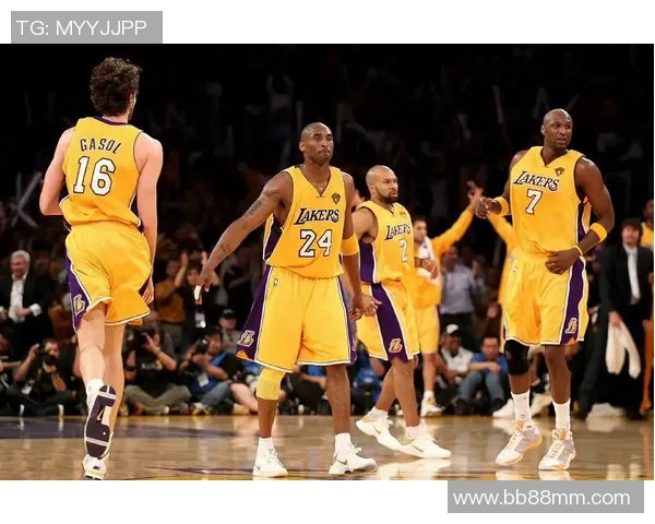 2008年NBA总决赛第六场湖人与凯尔特人激战回顾与精彩瞬间解析